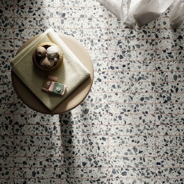 generated_CSA_IRO_Rose60120-Iro_Next_Black65x30_Silk_detail.jpg.1280x1024_q85