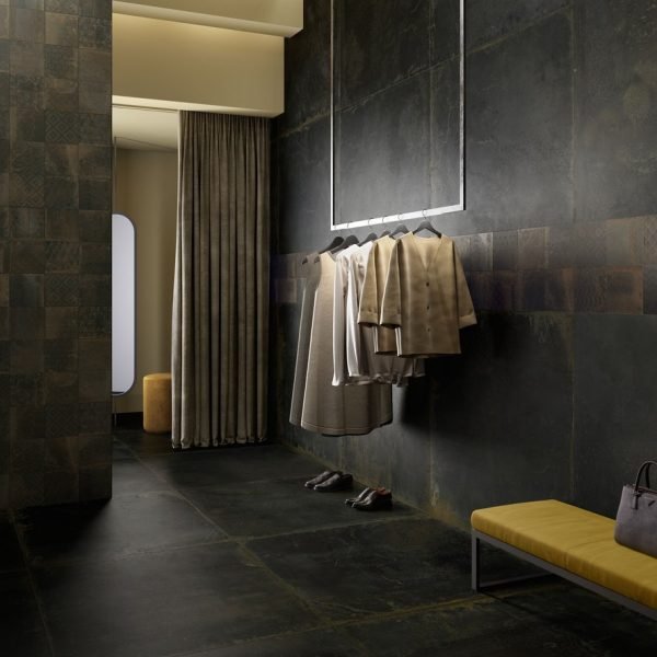 generated_OXIDART_Negozio_Black_120X120.jpg.1280x1024_q85